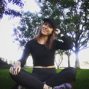 Meet your Posher, Jenn